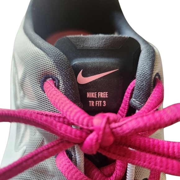 Nike Free TR Fit 3 Running Textured Gray Pink Tennis Shoes Sneakers Women's 8.5 - Picture 2 of 9